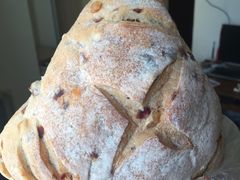 三角芝士包-Juicy Bakery(大学路店)