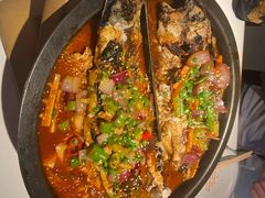 -鸣记脆皮烤鱼·海鲜烤鱼(三八广场店)