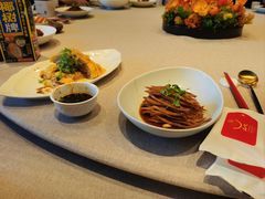 -品悦酒店(三林古镇店)