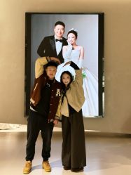 -乐派诗婚纱摄影