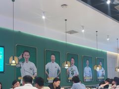 -费大厨辣椒炒肉(黄兴中心广场店)