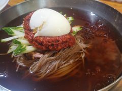 -唯成•韩国炭火烤肉 유성고기