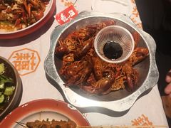 -老街烧烤大排档·地道湖北菜·龙虾馆(汉口火车站店)
