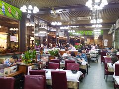 大堂-周记茗点居(西村店)