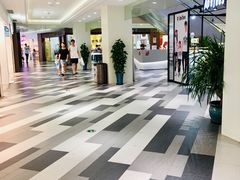 -百联临沂购物中心(临沂路店)