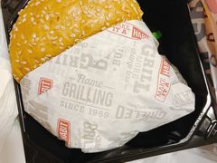 -The Habit Burger Grill 哈比特汉堡(复兴soho店)
