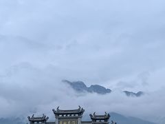 -三叠泉瀑布