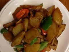地三鲜-东北农家小院(定西路店)