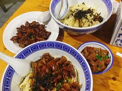 -沪西老弄堂面馆(定西路店)