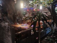 -城墙拐拐火锅(三峡广场黑金冠店)