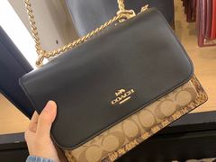 -COACH蔻驰(百联奥特莱斯广场店)