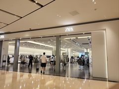 -上海世纪汇广场