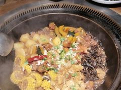 -万里闯关东铁锅炖菜馆(高新旗舰店)