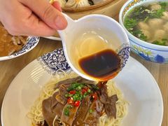 -炉旺斋上海小笼包·小馄饨