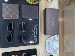-妃鱼奢侈品回收寄卖(太古汇店)