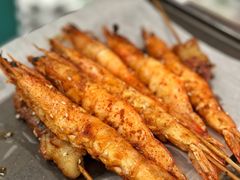 柠檬斑节虾-何妹湿辣牛肉·粤式烧烤砂煲(桂雅路店)