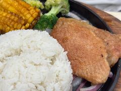 -佰搭果·广式茶餐厅(西华路店)