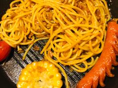 肉酱意大利面配热狗-青叶202都市餐厅(迪诺水镇店)