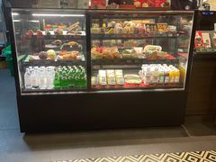 面包甜点陈列柜-星巴克(杭州银泰城西一店)