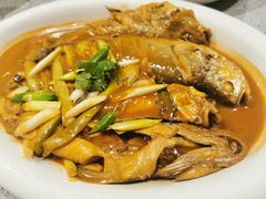 -小船渔村•大连菜•大连焖鱼(明泽街店)