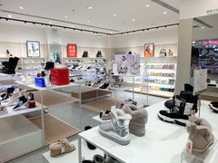 -hotwind热风(中贸广场店)