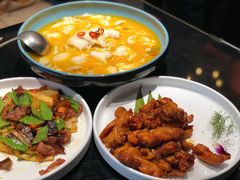 泰式酸汤龙利鱼-高第街56号港式餐厅·精选(世茂广场宽厚里大明湖店)