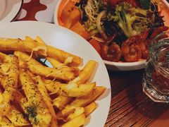 -清漫·派对音乐餐吧(市桥店)