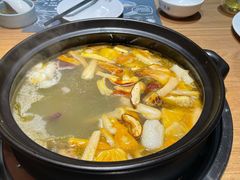 -一朵菌·野生菌探索家火锅(南亚店)