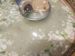 -富正毅三下锅·湘西韵味(天门山索道店)