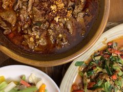 盐帮水煮牛肉-懒人盐府人家·自贡大麻鱼(安贞店)
