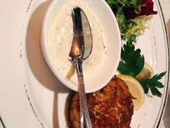 招牌蟹肉饼-Wolfgang’s Steakhouse 沃夫冈牛排馆(上海白玉兰广场店)