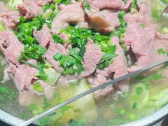 -全牛匠·乐山跷脚牛肉(西单华威约饭街店)