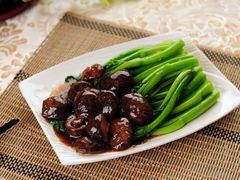花菇扒菜心-香积厨素食馆