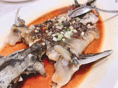 -万龙洲海鲜(大兴绿地缤纷城店)