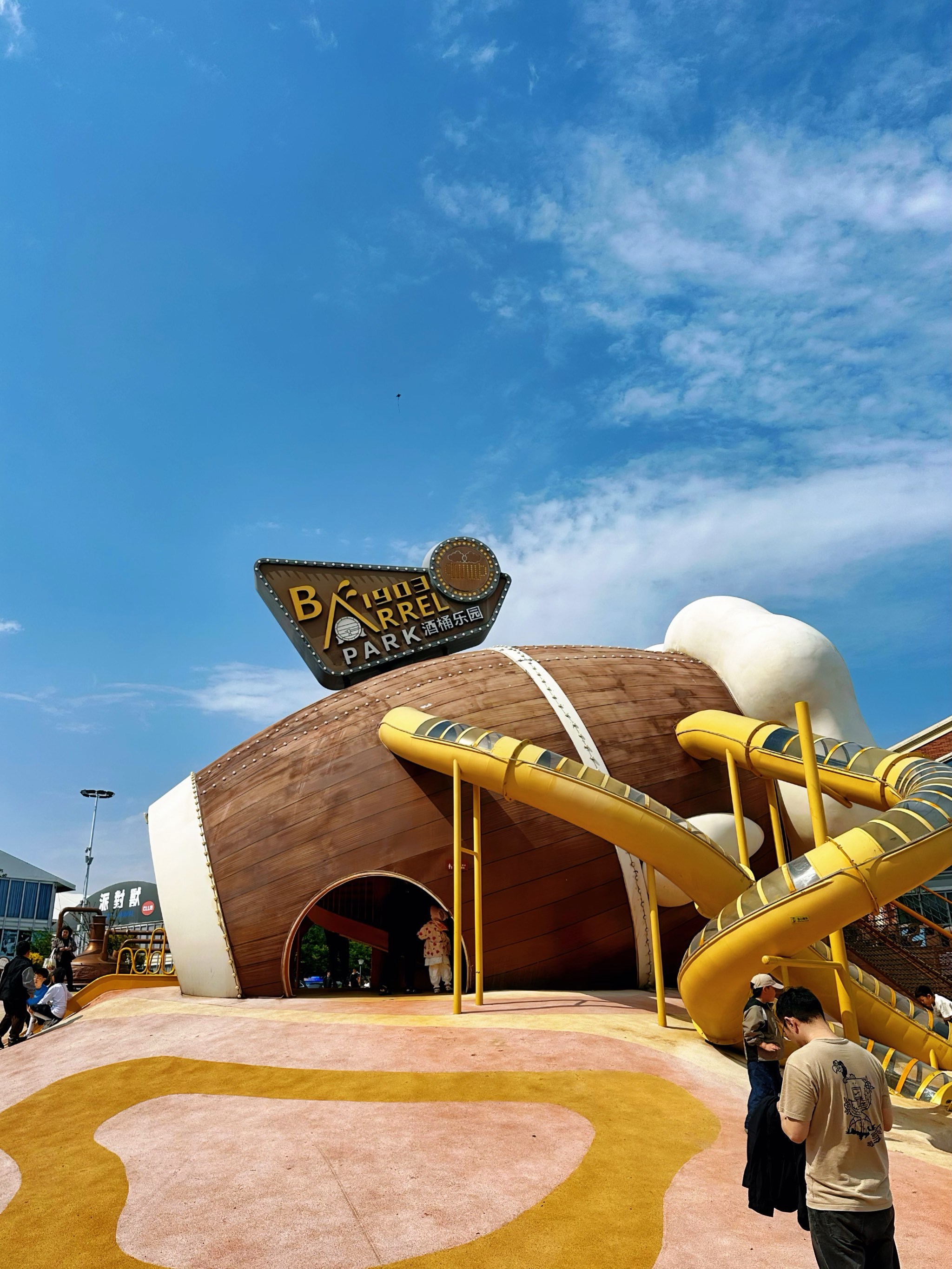 ✨解锁海边微醺新玩法🍻穿越百年酒香的奇妙一日