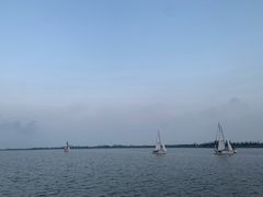 -上海滴水湖皇冠假日酒店