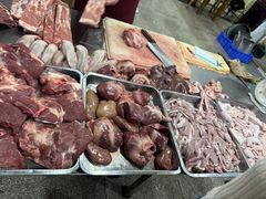 -标记美食新鲜猪杂(兴南大道店)