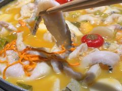 -山城外·非遗酸菜鱼(蜀都万达店)