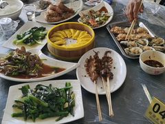 -覃记海鲜美食餐厅