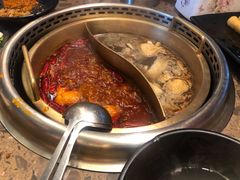 红白鸳鸯锅-小龙坎老火锅(北京三里屯店)