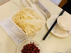 -一席地·本地鸡窝·杭帮鸡火锅(萧山银隆百货店)