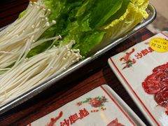 -沙胆彪炭炉牛杂煲(上海日月光广场店)