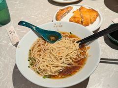 -松鹤面馆·古法焖肉面(观前店)