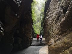 -龙水峡地缝景区