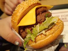 -The Habit Burger Grill 哈比特汉堡(复兴soho店)