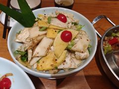 -老滇山寨•云南特色菜•地方菜•民族风情歌舞表演(金碧店)