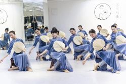 -深舞形体民族舞蹈工作室