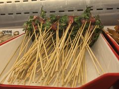 香菜z卷牛肉-言玖鲜火锅串串披萨自助(益田假日店)