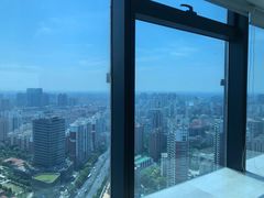 -上海龙之梦万丽酒店