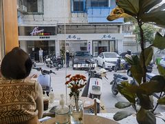 -Cafe on warm(丹霞店)